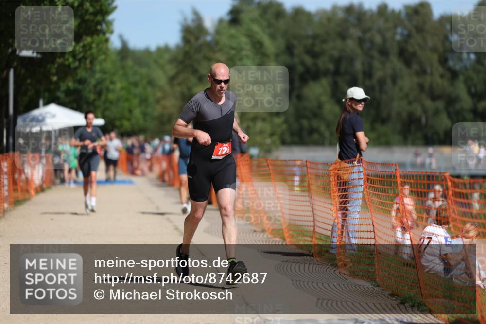 07.09.2025 - 19. Norderstedt Triathlon Michael Strokosch http://msf.ph/oto/8742687 07.09.2025 12:32:56 Laufen 245, 258, 728 meine-sportfotos.de