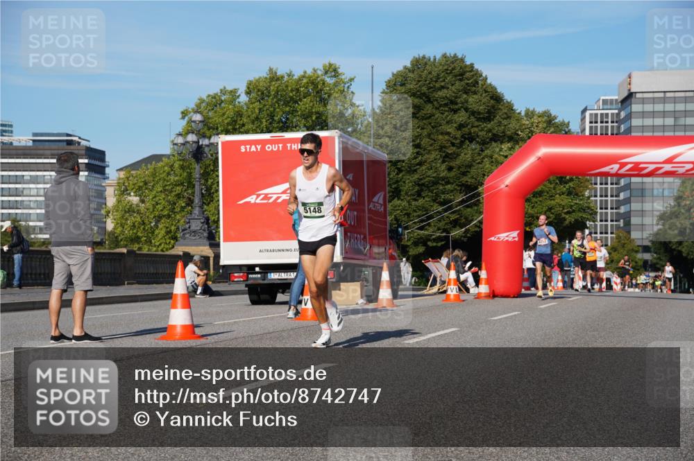 07.09.2025 - BARMER Alsterlauf Yannick Fuchs http://msf.ph/oto/8742747 07.09.2025 09:28:48 Laufen 1, 5148 meine-sportfotos.de