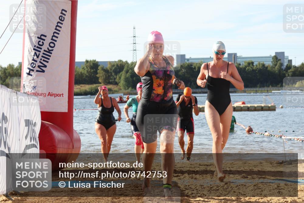 07.09.2025 - 19. Norderstedt Triathlon Luisa Fischer http://msf.ph/oto/8742753 07.09.2025 10:06:17 Schwimmen 1115, 1125, 1137, 1140, 1143, 1148, 1150 meine-sportfotos.de