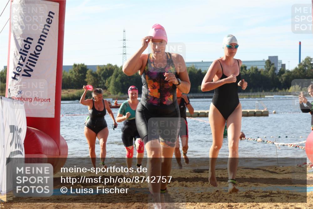 07.09.2025 - 19. Norderstedt Triathlon Luisa Fischer http://msf.ph/oto/8742757 07.09.2025 10:06:17 Schwimmen 1115, 1125, 1137, 1140, 1143, 1148, 1150 meine-sportfotos.de
