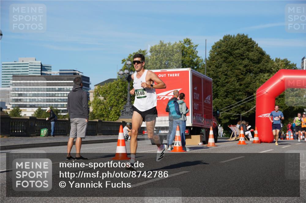 07.09.2025 - BARMER Alsterlauf Yannick Fuchs http://msf.ph/oto/8742786 07.09.2025 09:28:49 Laufen 5148, 4252 meine-sportfotos.de