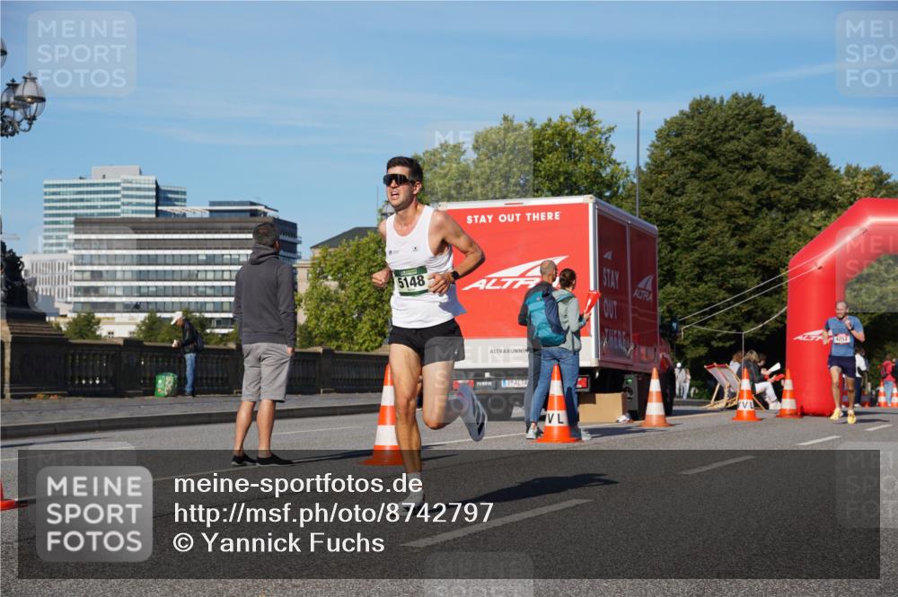 07.09.2025 - BARMER Alsterlauf Yannick Fuchs http://msf.ph/oto/8742797 07.09.2025 09:28:49 Laufen 5148, 4252 meine-sportfotos.de