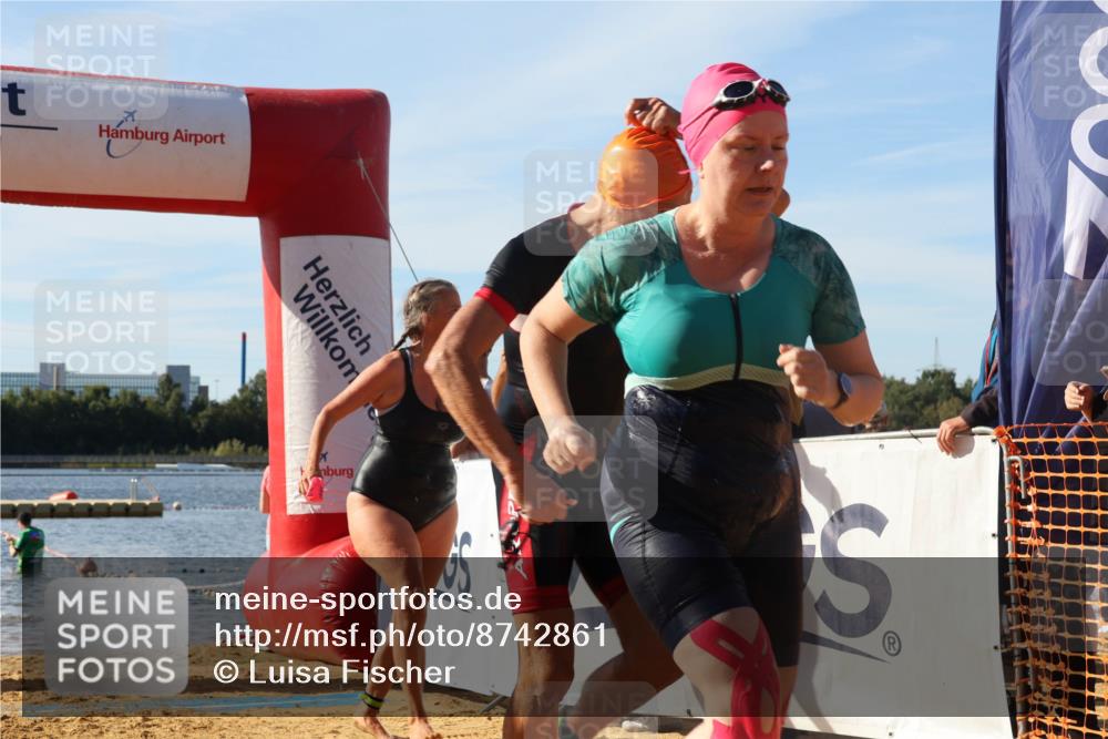 07.09.2025 - 19. Norderstedt Triathlon Luisa Fischer http://msf.ph/oto/8742861 07.09.2025 10:06:22 Schwimmen 1115, 1125, 1130, 1143, 1148, 1150 meine-sportfotos.de