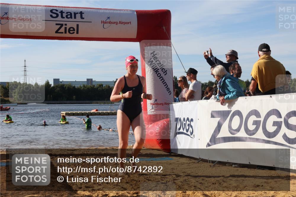 07.09.2025 - 19. Norderstedt Triathlon Luisa Fischer http://msf.ph/oto/8742892 07.09.2025 10:06:28 Schwimmen 1115, 1125, 1130, 1143, 1148, 1150 meine-sportfotos.de
