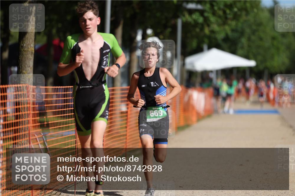 07.09.2025 - 19. Norderstedt Triathlon Michael Strokosch http://msf.ph/oto/8742928 07.09.2025 10:57:24 Laufen 655, 669 meine-sportfotos.de