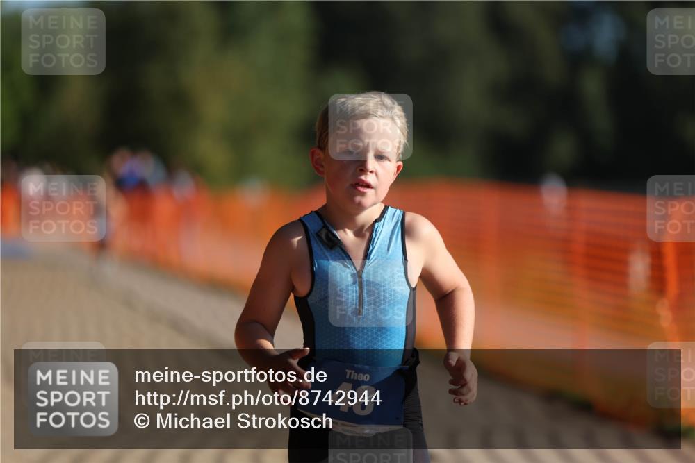 07.09.2025 - 19. Norderstedt Triathlon Michael Strokosch http://msf.ph/oto/8742944 07.09.2025 09:16:42 Laufen 8, 13, 47, 48 meine-sportfotos.de