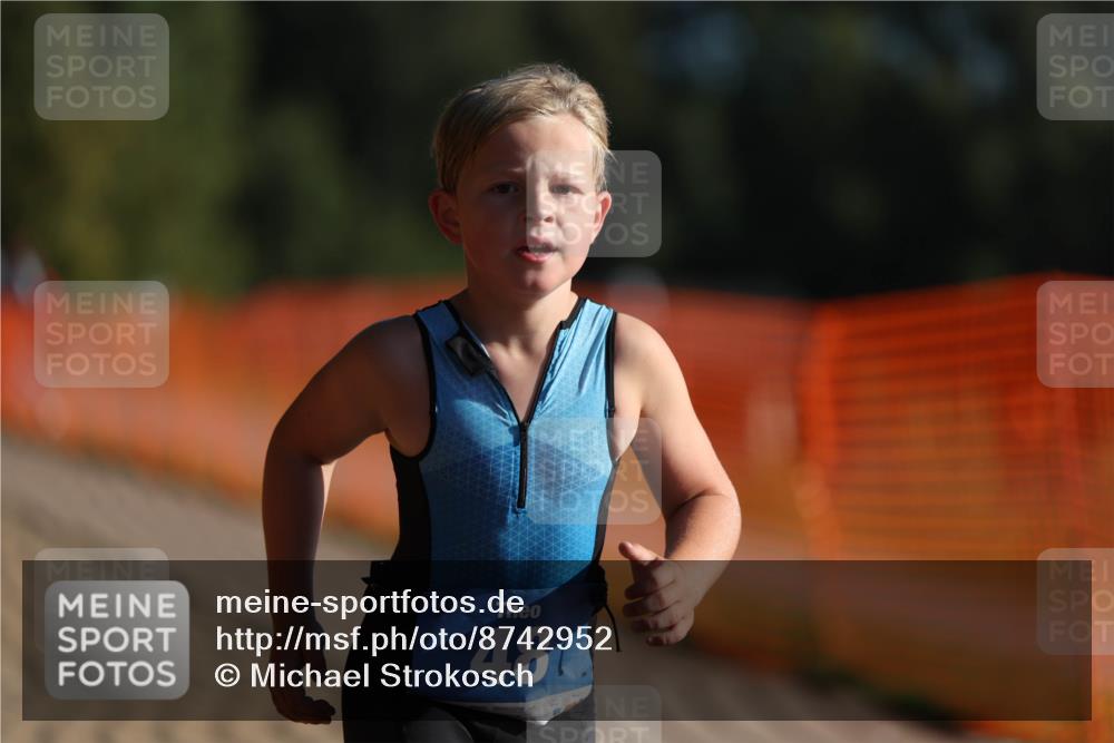 07.09.2025 - 19. Norderstedt Triathlon Michael Strokosch http://msf.ph/oto/8742952 07.09.2025 09:16:43 Laufen 8, 13, 47, 48 meine-sportfotos.de