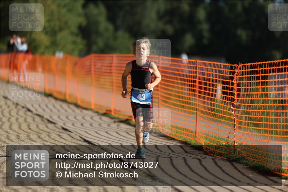 07.09.2025 - 19. Norderstedt Triathlon Michael Strokosch http://msf.ph/oto/8743027 07.09.2025 09:16:54 Laufen 43 meine-sportfotos.de