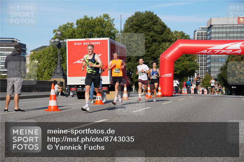 07.09.2025 - BARMER Alsterlauf Yannick Fuchs http://msf.ph/oto/8743035 07.09.2025 09:28:55 Laufen 5600, 3841, 520, 8008 meine-sportfotos.de