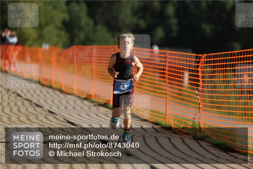 07.09.2025 - 19. Norderstedt Triathlon Michael Strokosch http://msf.ph/oto/8743040 07.09.2025 09:16:55 Laufen 43 meine-sportfotos.de