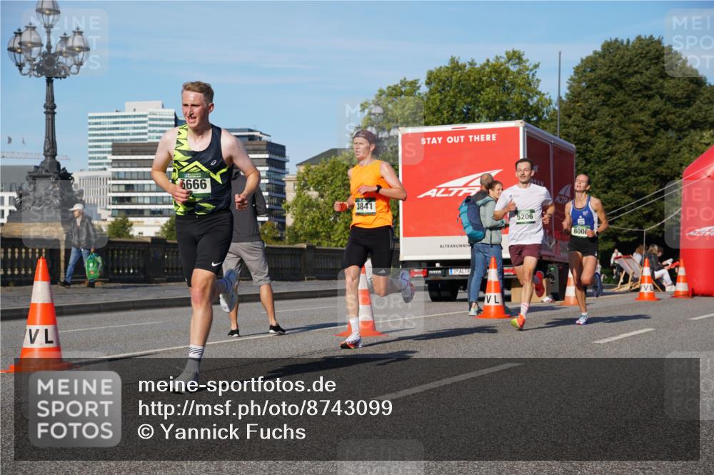 07.09.2025 - BARMER Alsterlauf Yannick Fuchs http://msf.ph/oto/8743099 07.09.2025 09:28:56 Laufen 6666, 3841, 5206, 800 meine-sportfotos.de