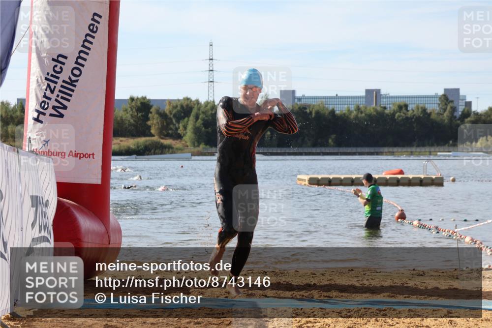 07.09.2025 - 19. Norderstedt Triathlon Luisa Fischer http://msf.ph/oto/8743146 07.09.2025 10:20:52 Schwimmen 646, 654 meine-sportfotos.de