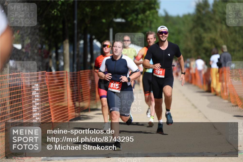 07.09.2025 - 19. Norderstedt Triathlon Michael Strokosch http://msf.ph/oto/8743295 07.09.2025 12:33:26 Laufen 191, 210, 714, 782, 815, 1247, 1265, 1329 meine-sportfotos.de