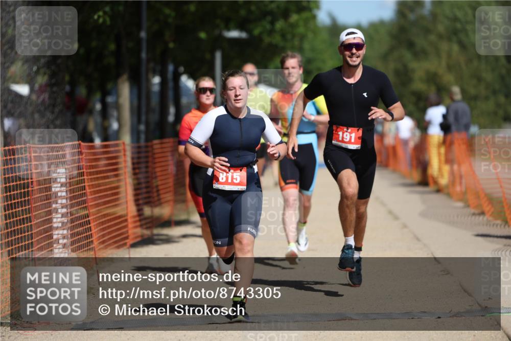 07.09.2025 - 19. Norderstedt Triathlon Michael Strokosch http://msf.ph/oto/8743305 07.09.2025 12:33:27 Laufen 191, 210, 714, 782, 815, 1247, 1265, 1329 meine-sportfotos.de