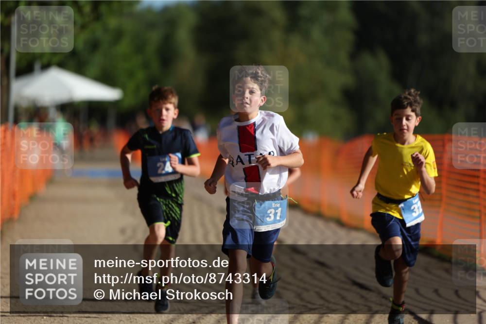 07.09.2025 - 19. Norderstedt Triathlon Michael Strokosch http://msf.ph/oto/8743314 07.09.2025 09:17:06 Laufen 10, 24, 31, 32 meine-sportfotos.de