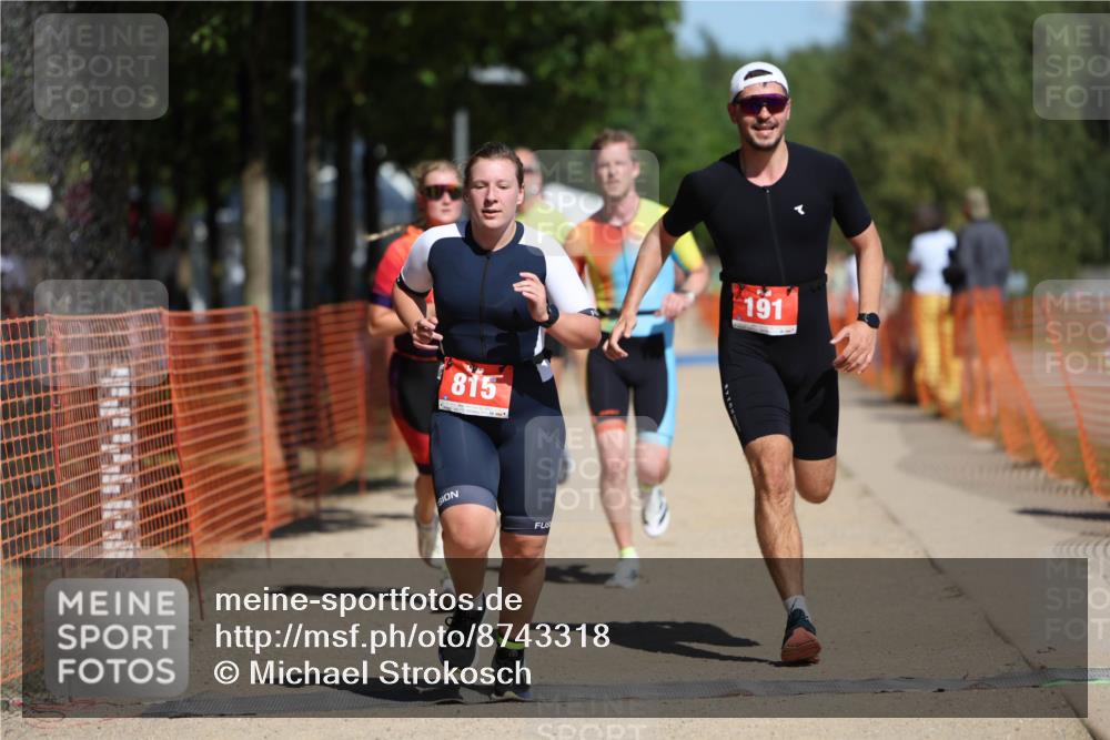 07.09.2025 - 19. Norderstedt Triathlon Michael Strokosch http://msf.ph/oto/8743318 07.09.2025 12:33:27 Laufen 191, 210, 714, 782, 815, 1247, 1265, 1329 meine-sportfotos.de
