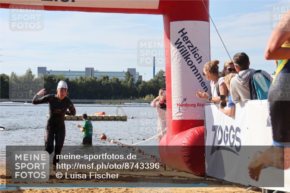 07.09.2025 - 19. Norderstedt Triathlon Luisa Fischer http://msf.ph/oto/8743396 07.09.2025 10:21:25 Schwimmen 649, 687 meine-sportfotos.de