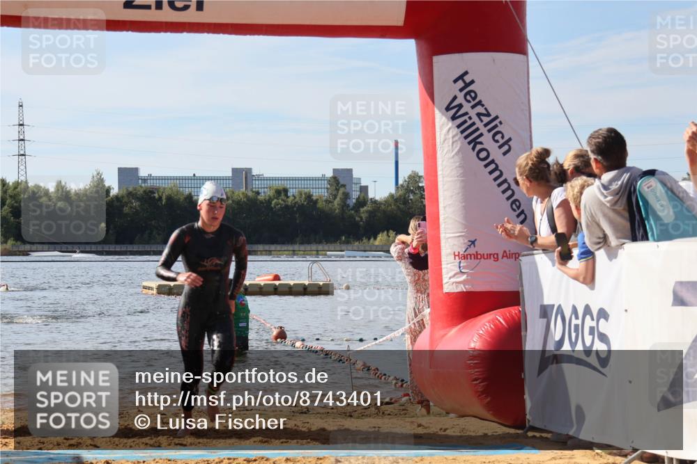 07.09.2025 - 19. Norderstedt Triathlon Luisa Fischer http://msf.ph/oto/8743401 07.09.2025 10:21:25 Schwimmen 649, 687 meine-sportfotos.de