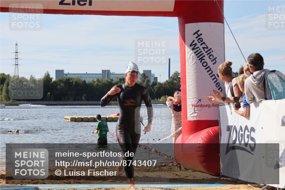 07.09.2025 - 19. Norderstedt Triathlon Luisa Fischer http://msf.ph/oto/8743407 07.09.2025 10:21:26 Schwimmen 649, 687 meine-sportfotos.de
