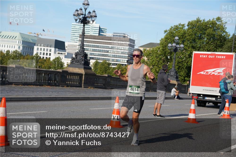07.09.2025 - BARMER Alsterlauf Yannick Fuchs http://msf.ph/oto/8743427 07.09.2025 09:29:11 Laufen 4614, 1 meine-sportfotos.de