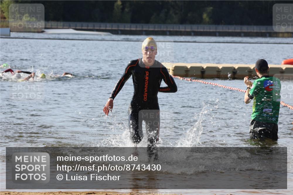 07.09.2025 - 19. Norderstedt Triathlon Luisa Fischer http://msf.ph/oto/8743430 07.09.2025 10:21:40 Schwimmen 645 meine-sportfotos.de