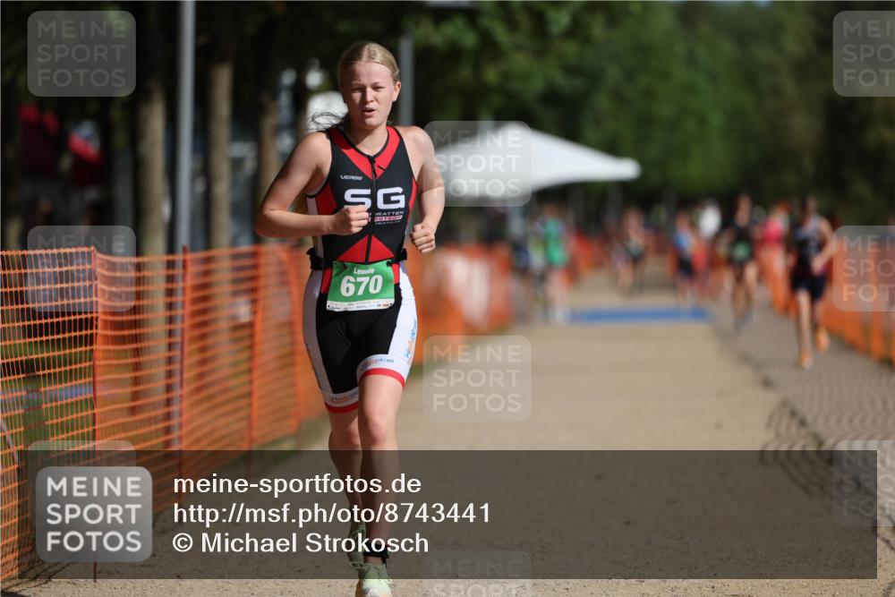 07.09.2025 - 19. Norderstedt Triathlon Michael Strokosch http://msf.ph/oto/8743441 07.09.2025 10:57:52 Laufen 60, 108, 115, 638, 670 meine-sportfotos.de