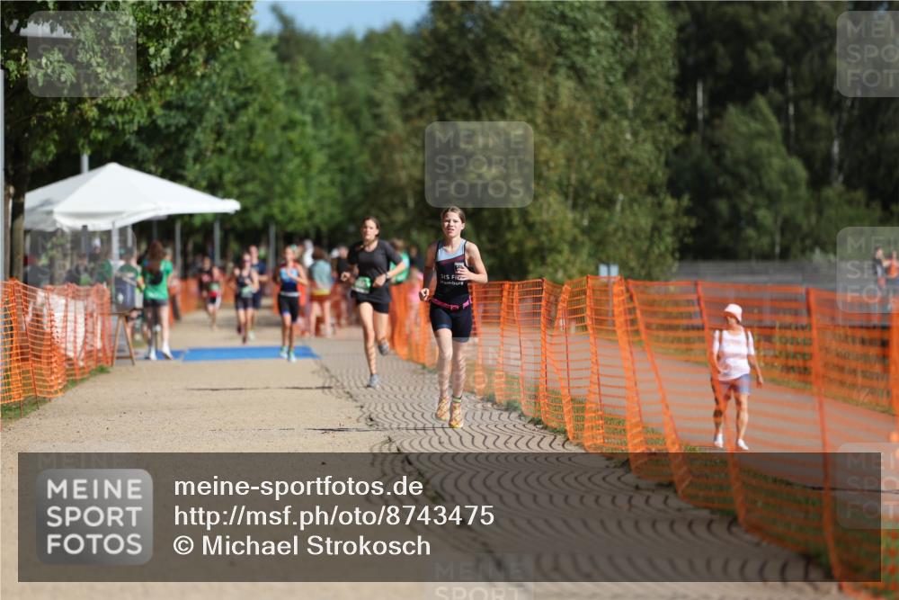 07.09.2025 - 19. Norderstedt Triathlon Michael Strokosch http://msf.ph/oto/8743475 07.09.2025 10:57:55 Laufen 108, 115, 670 meine-sportfotos.de