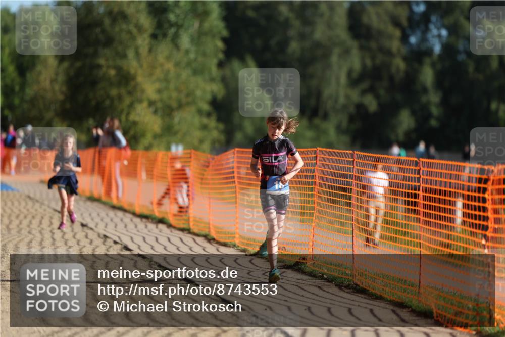 07.09.2025 - 19. Norderstedt Triathlon Michael Strokosch http://msf.ph/oto/8743553 07.09.2025 09:17:43 Laufen 18 meine-sportfotos.de