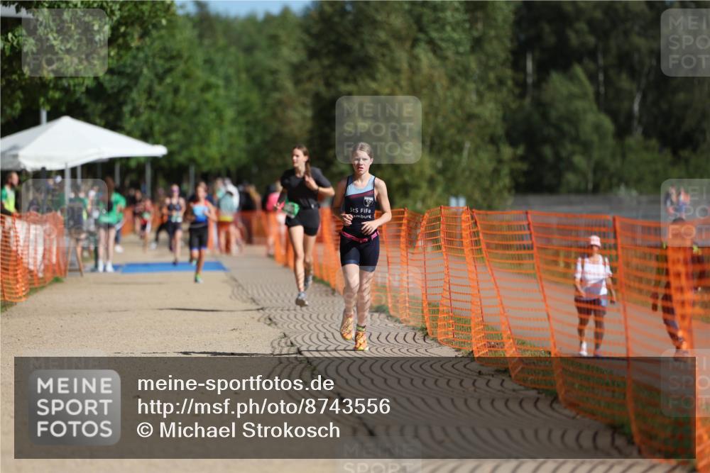 07.09.2025 - 19. Norderstedt Triathlon Michael Strokosch http://msf.ph/oto/8743556 07.09.2025 10:57:57 Laufen 59, 670 meine-sportfotos.de