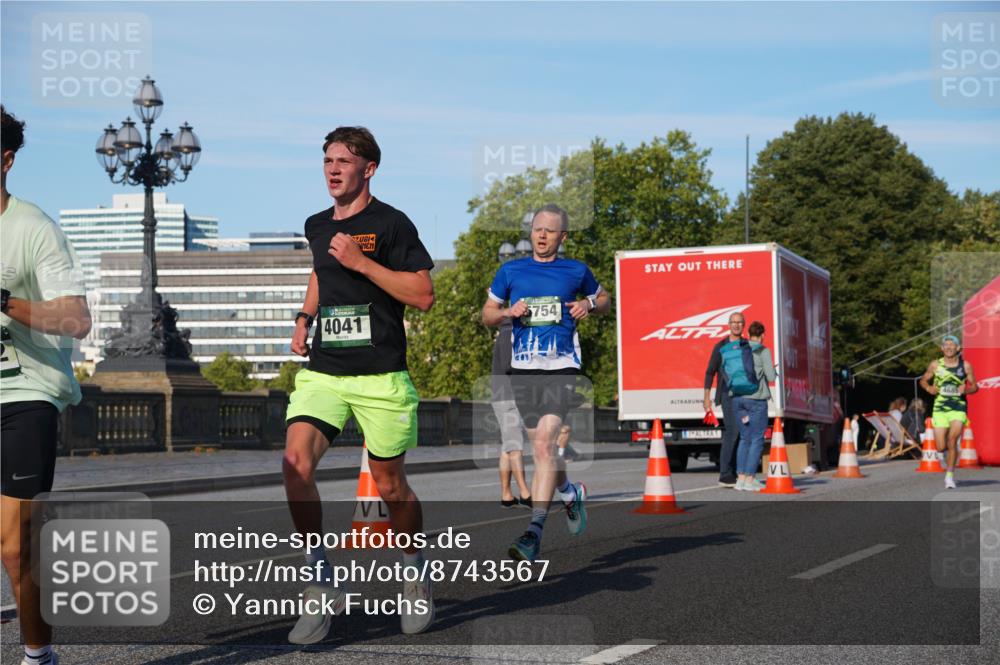 07.09.2025 - BARMER Alsterlauf Yannick Fuchs http://msf.ph/oto/8743567 07.09.2025 09:29:14 Laufen 4041, 5754, 4685 meine-sportfotos.de