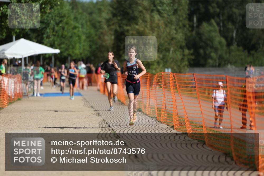 07.09.2025 - 19. Norderstedt Triathlon Michael Strokosch http://msf.ph/oto/8743576 07.09.2025 10:57:57 Laufen 59, 670 meine-sportfotos.de