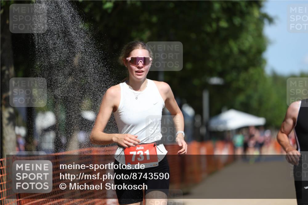 07.09.2025 - 19. Norderstedt Triathlon Michael Strokosch http://msf.ph/oto/8743590 07.09.2025 12:33:37 Laufen 731, 1272 meine-sportfotos.de