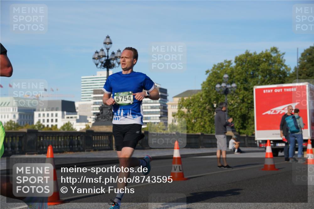 07.09.2025 - BARMER Alsterlauf Yannick Fuchs http://msf.ph/oto/8743595 07.09.2025 09:29:15 Laufen 1415, 5754 meine-sportfotos.de