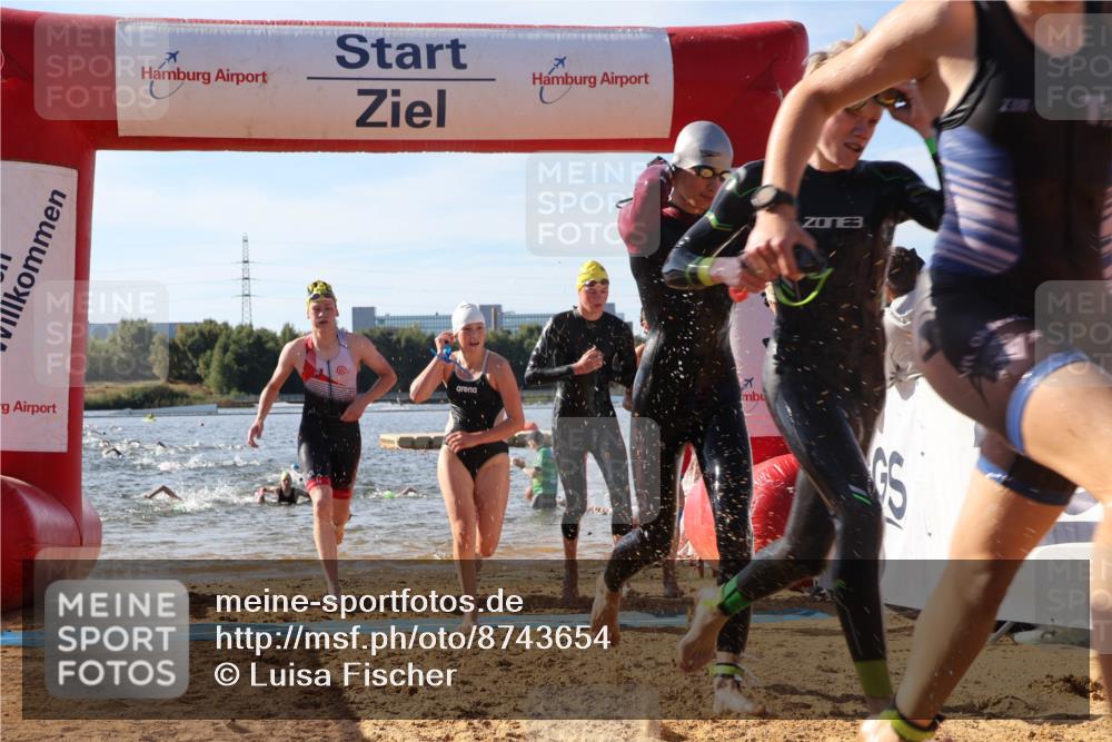 07.09.2025 - 19. Norderstedt Triathlon Luisa Fischer http://msf.ph/oto/8743654 07.09.2025 10:22:18 Schwimmen 86, 639, 648, 652, 655, 664, 667, 672, 673, 686 meine-sportfotos.de