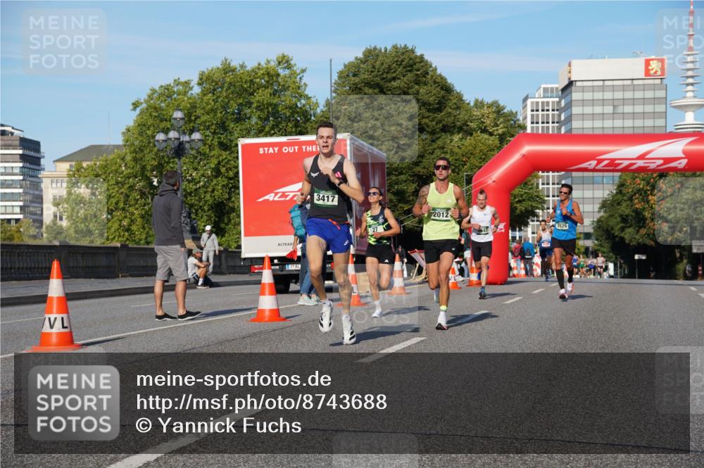07.09.2025 - BARMER Alsterlauf Yannick Fuchs http://msf.ph/oto/8743688 07.09.2025 09:29:19 Laufen 3417, 2012, 2529 meine-sportfotos.de