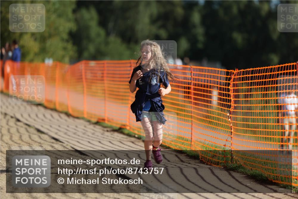 07.09.2025 - 19. Norderstedt Triathlon Michael Strokosch http://msf.ph/oto/8743757 07.09.2025 09:17:51 Laufen 18, 20 meine-sportfotos.de
