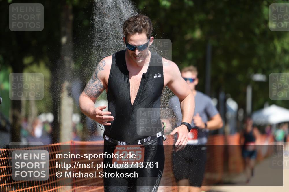 07.09.2025 - 19. Norderstedt Triathlon Michael Strokosch http://msf.ph/oto/8743761 07.09.2025 12:33:54 Laufen 773, 776, 1225 meine-sportfotos.de