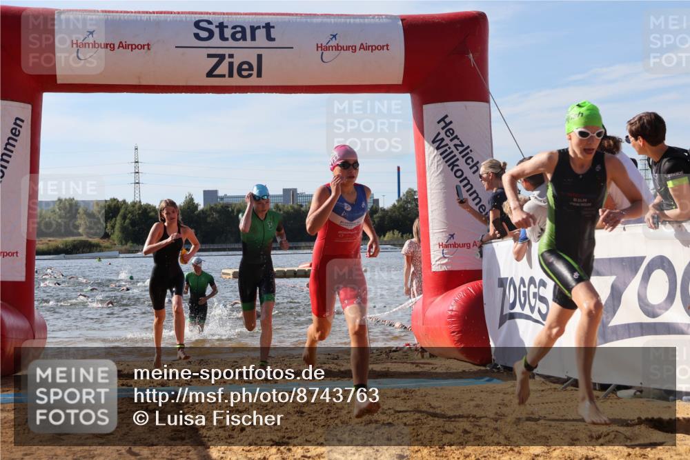 07.09.2025 - 19. Norderstedt Triathlon Luisa Fischer http://msf.ph/oto/8743763 07.09.2025 10:22:31 Schwimmen 68, 87, 108, 112, 663, 676, 681, 690 meine-sportfotos.de