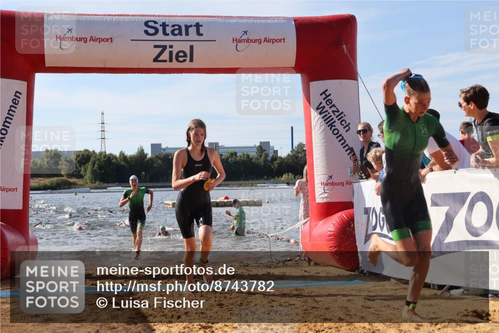 07.09.2025 - 19. Norderstedt Triathlon Luisa Fischer http://msf.ph/oto/8743782 07.09.2025 10:22:32 Schwimmen 68, 87, 108, 112, 663, 676, 681, 690 meine-sportfotos.de