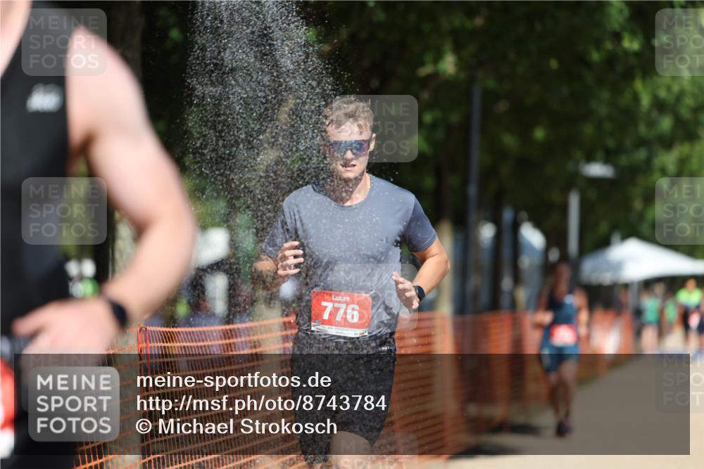 07.09.2025 - 19. Norderstedt Triathlon Michael Strokosch http://msf.ph/oto/8743784 07.09.2025 12:33:55 Laufen 773, 776, 1225 meine-sportfotos.de