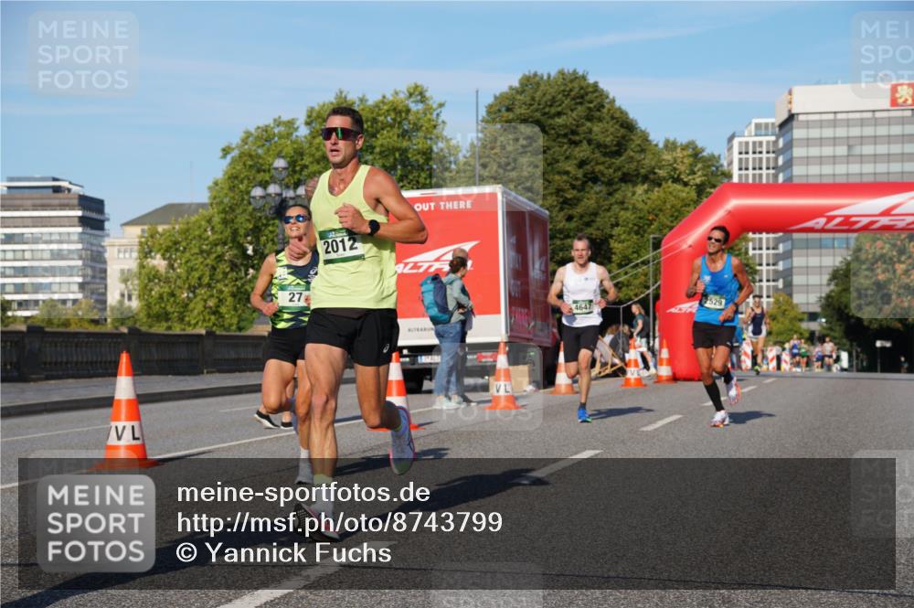 07.09.2025 - BARMER Alsterlauf Yannick Fuchs http://msf.ph/oto/8743799 07.09.2025 09:29:21 Laufen 27, 2012, 4647, 2529 meine-sportfotos.de