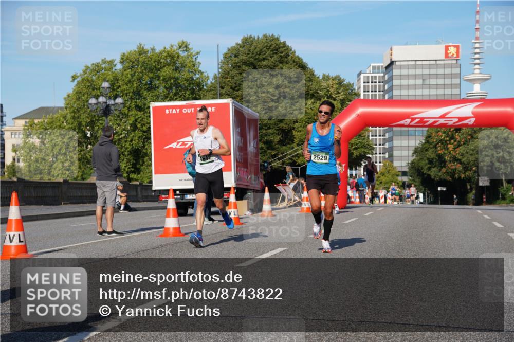 07.09.2025 - BARMER Alsterlauf Yannick Fuchs http://msf.ph/oto/8743822 07.09.2025 09:29:22 Laufen 4647, 2529 meine-sportfotos.de