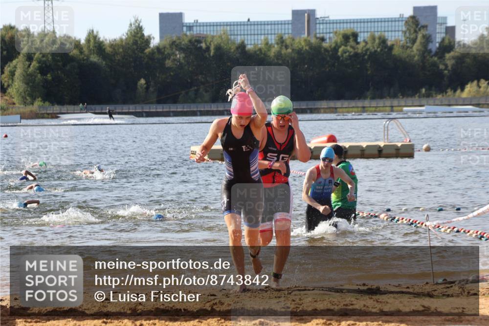 07.09.2025 - 19. Norderstedt Triathlon Luisa Fischer http://msf.ph/oto/8743842 07.09.2025 10:22:38 Schwimmen 68, 87, 108, 112, 663, 676, 680, 681, 684, 691 meine-sportfotos.de
