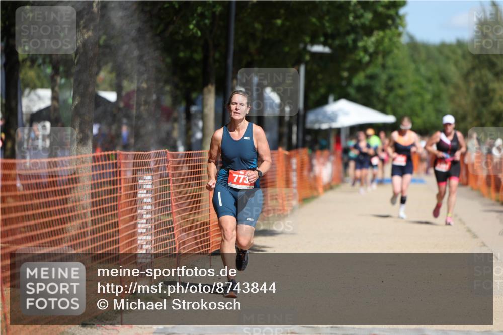 07.09.2025 - 19. Norderstedt Triathlon Michael Strokosch http://msf.ph/oto/8743844 07.09.2025 12:33:58 Laufen 773, 776, 1251, 1381 meine-sportfotos.de