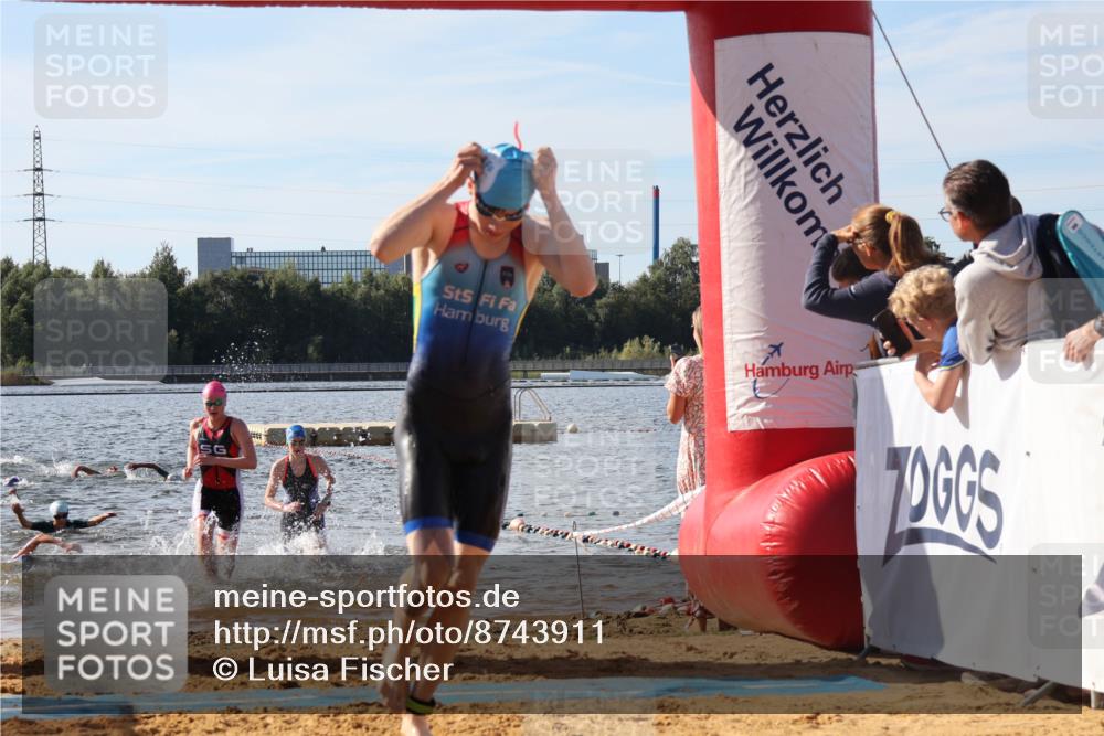 07.09.2025 - 19. Norderstedt Triathlon Luisa Fischer http://msf.ph/oto/8743911 07.09.2025 10:22:44 Schwimmen 109, 131, 663, 670, 680, 681, 684, 691 meine-sportfotos.de