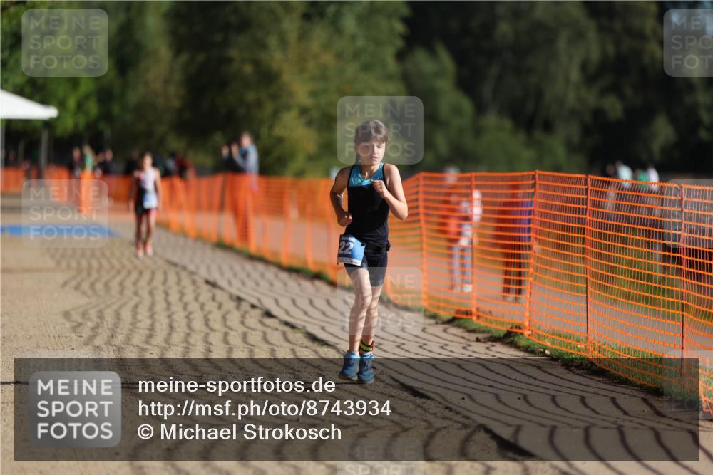 07.09.2025 - 19. Norderstedt Triathlon Michael Strokosch http://msf.ph/oto/8743934 07.09.2025 09:18:09 Laufen 22 meine-sportfotos.de