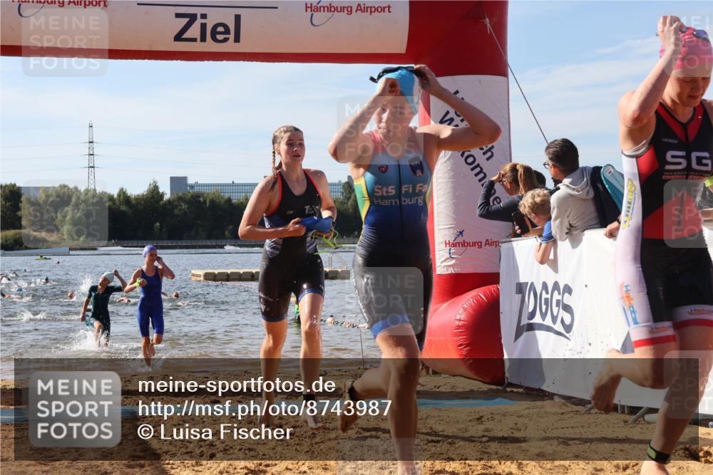 07.09.2025 - 19. Norderstedt Triathlon Luisa Fischer http://msf.ph/oto/8743987 07.09.2025 10:22:49 Schwimmen 109, 118, 131, 638, 670, 680, 684, 691 meine-sportfotos.de