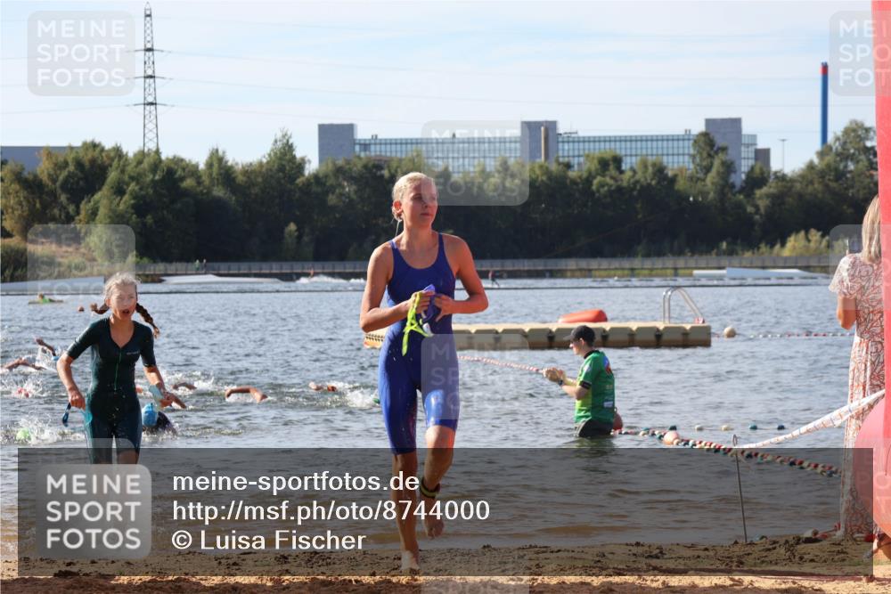 07.09.2025 - 19. Norderstedt Triathlon Luisa Fischer http://msf.ph/oto/8744000 07.09.2025 10:22:51 Schwimmen 109, 118, 131, 638, 670, 680, 684, 691 meine-sportfotos.de