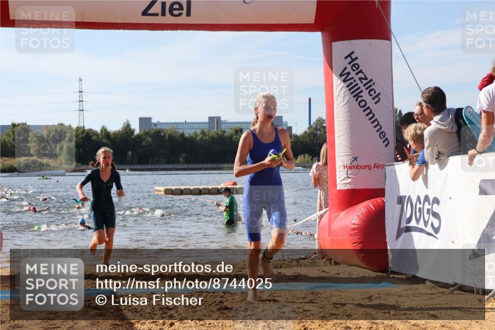 07.09.2025 - 19. Norderstedt Triathlon Luisa Fischer http://msf.ph/oto/8744025 07.09.2025 10:22:52 Schwimmen 109, 118, 131, 638, 670, 680, 684, 691 meine-sportfotos.de