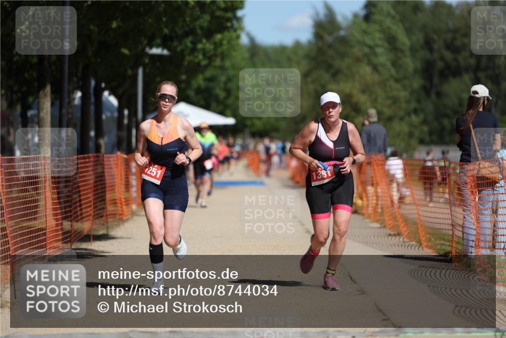 07.09.2025 - 19. Norderstedt Triathlon Michael Strokosch http://msf.ph/oto/8744034 07.09.2025 12:34:04 Laufen 773, 1251, 1368, 1381 meine-sportfotos.de